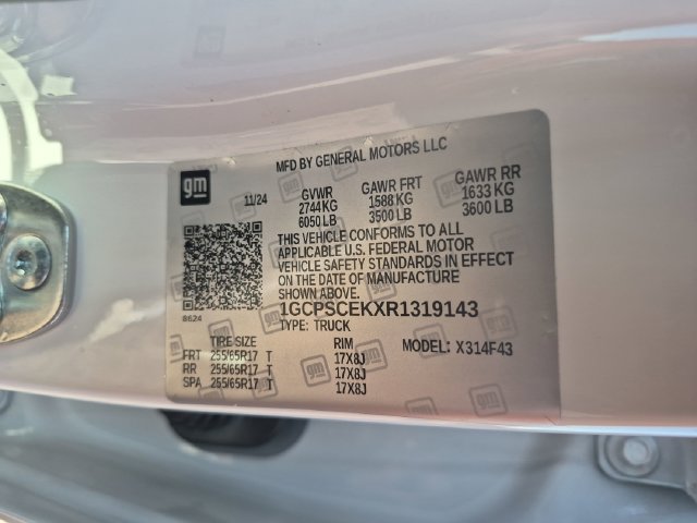 Used 2024 Chevrolet Colorado LT RWD image 31