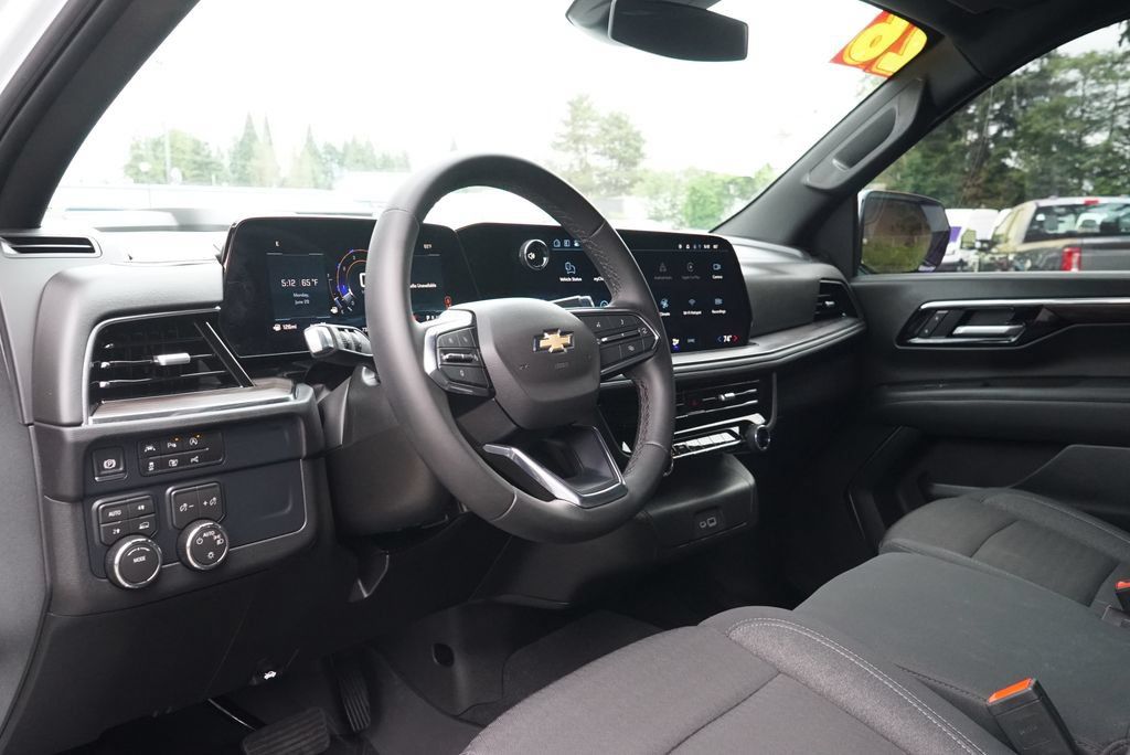 Used 2026 Chevrolet Tahoe LS AWD/4WD image 21