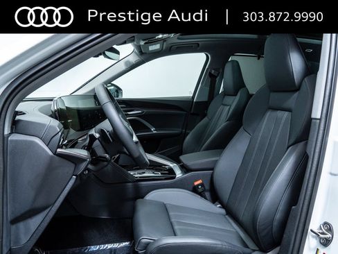 Used 2025 Audi Q5 Premium Plus w/ Premium Plus AWD/4WD image 5