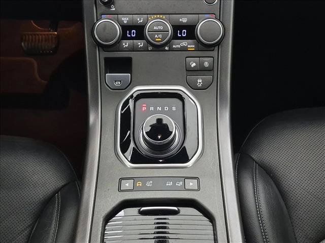 Used 2018 Land Rover Range Rover Evoque SE AWD/4WD image 12