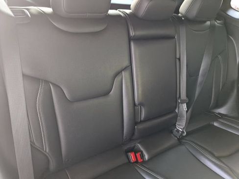 Used 2025 Jeep Compass Limited AWD/4WD image 29