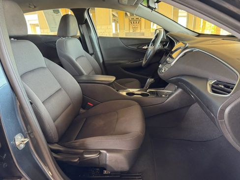 Used 2020 Chevrolet Malibu LT image 25