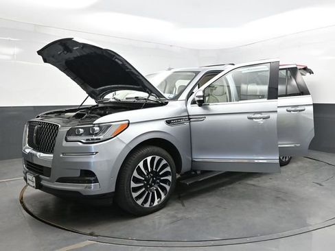 Used 2023 Lincoln Navigator L Black Label image 41