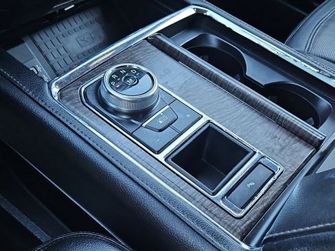 Used 2018 Ford Expedition Max Limited w/ Equipment Group 301A image 12