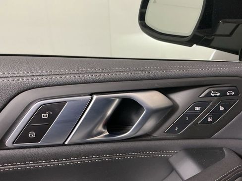 Certified 2023 BMW X6 xDrive40i w/ Luxury Seating Package image 26