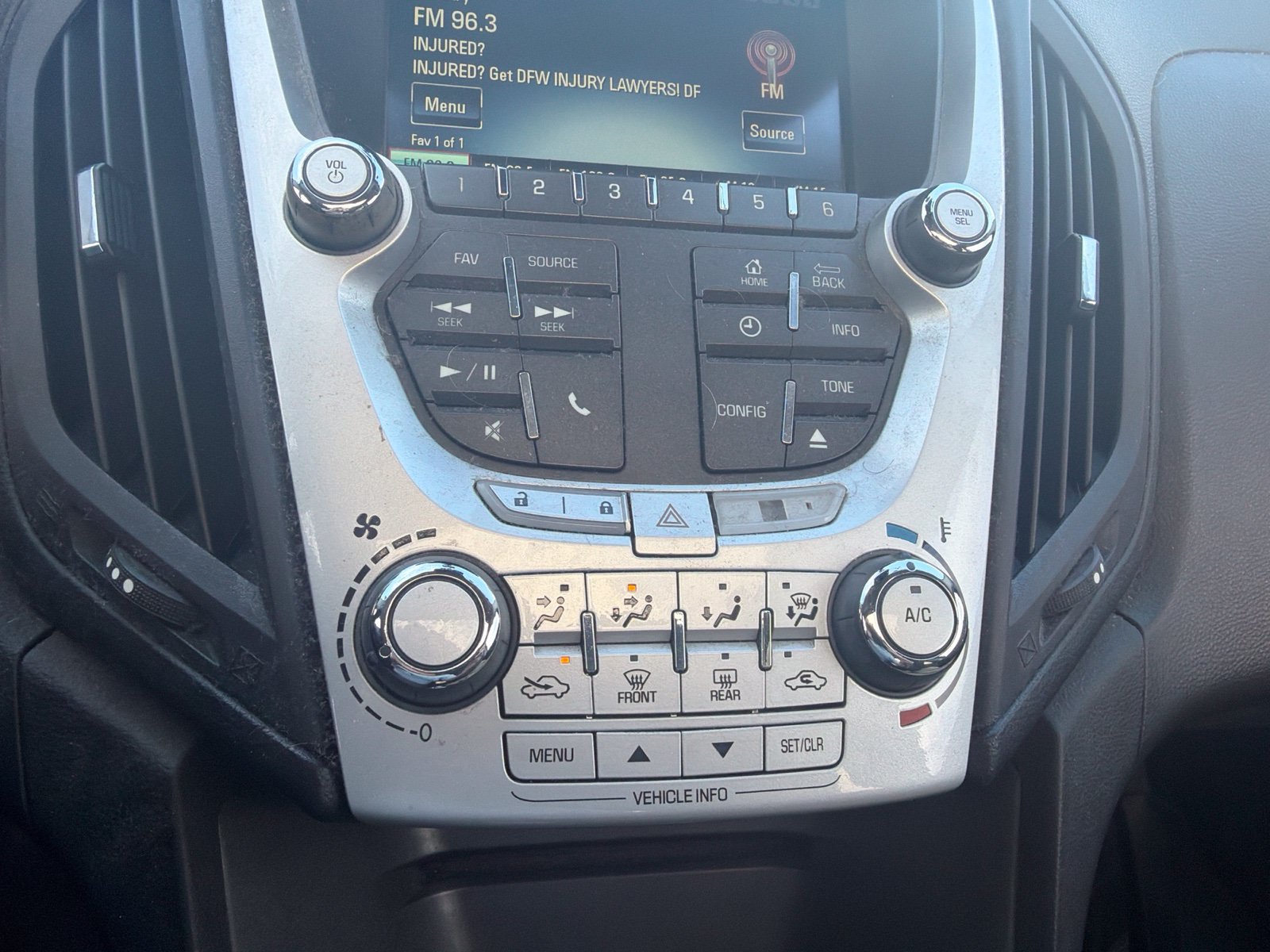 Used 2013 Chevrolet Equinox LT w/ Driver Convenience Package FWD image 15