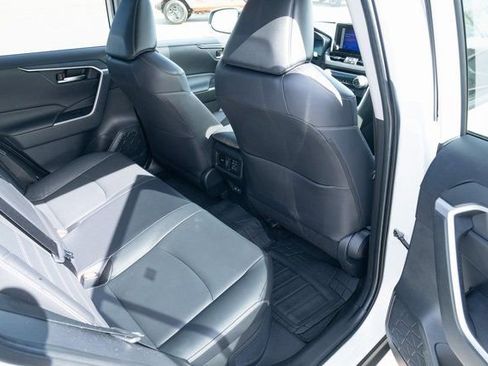 Used 2024 Toyota RAV4 XLE Premium image 36