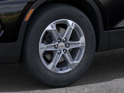 New 2026 Chevrolet Blazer LT w/ Convenience Package FWD image 9