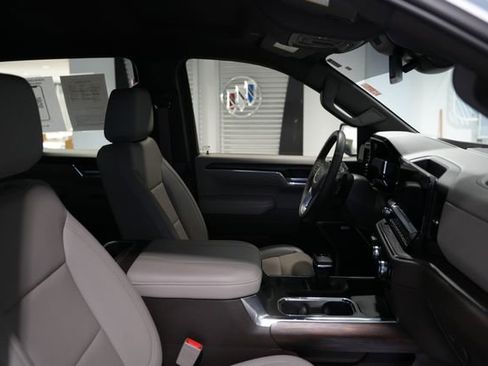 Used 2024 GMC Sierra 1500 SLT w/ SLT Premium Plus Package image 21