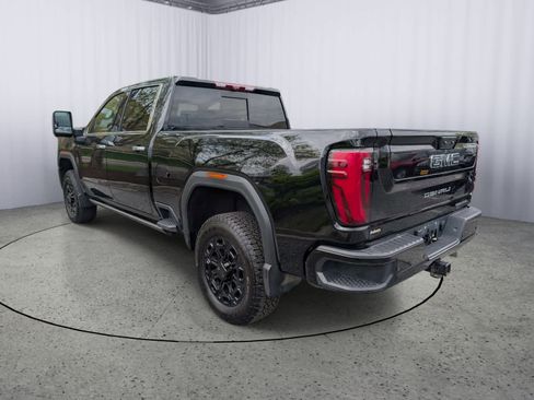 Certified 2024 GMC Sierra 3500 Denali Ultimate AWD/4WD image 4
