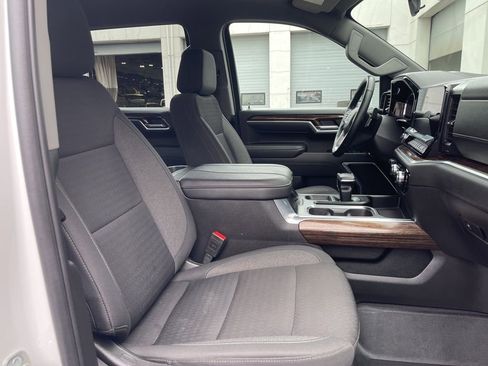 Used 2025 GMC Sierra 1500 Elevation image 20