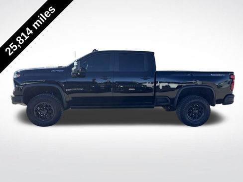 Used 2025 Chevrolet Silverado 2500 ZR2 w/ ZR2 Bison Edition AWD/4WD image 3