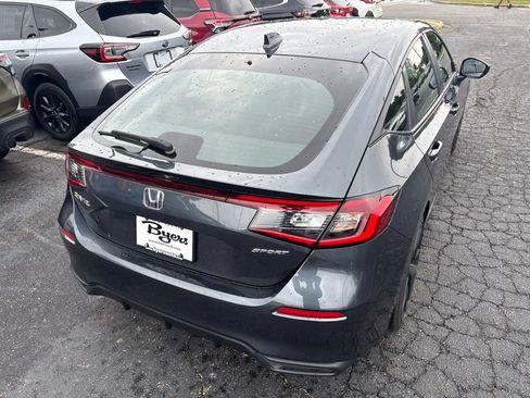 Used 2025 Honda Civic Sport image 3