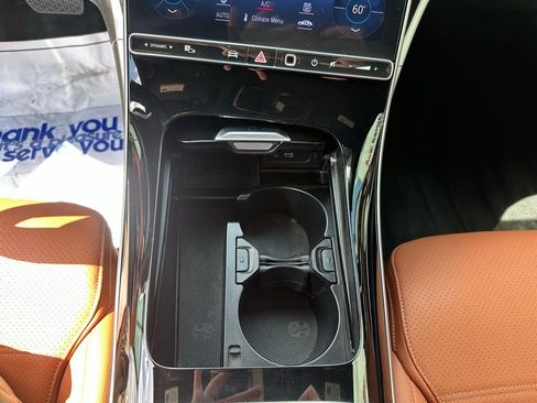 Used 2024 Mercedes-Benz C 300 Sedan image 17