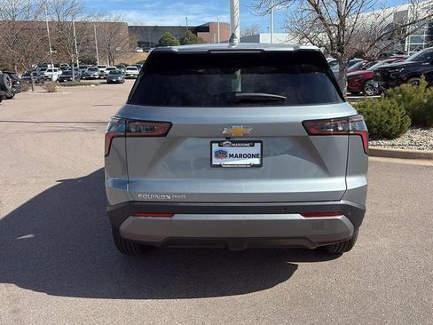 New 2026 Chevrolet Equinox LT w/ Convenience Package II AWD/4WD image 5