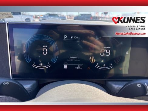 Used 2025 Hyundai Sonata SEL FWD image 28