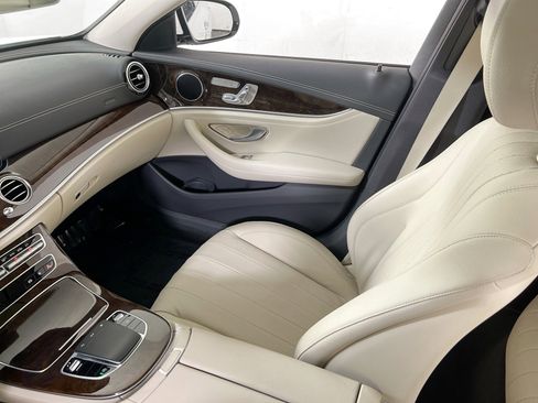 Used 2021 Mercedes-Benz E 350 4MATIC image 24