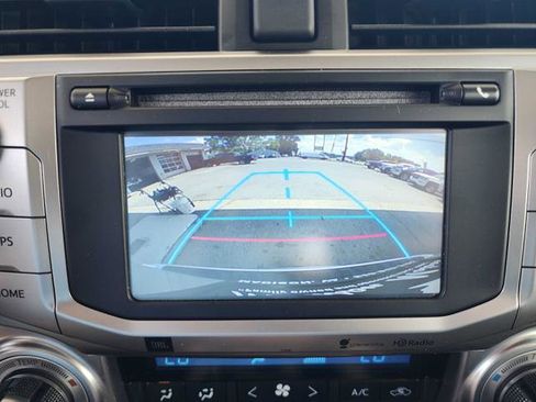 Used 2015 Toyota 4Runner Limited AWD/4WD image 25