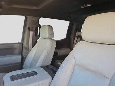 Used 2020 Chevrolet Silverado 1500 RST image 15