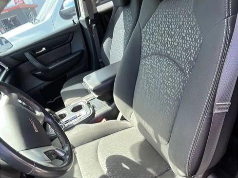 Used 2014 GMC Acadia SLE FWD image 7