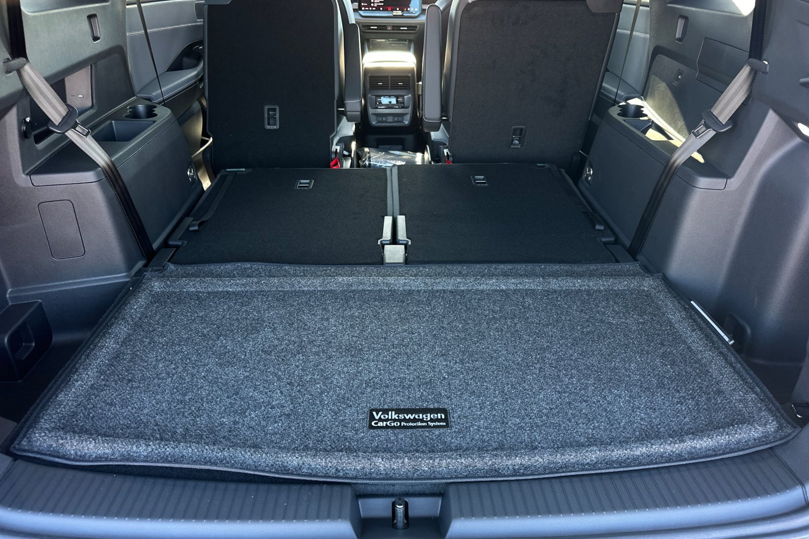 New 2027 Volkswagen Atlas SEL R-Line AWD/4WD image 16
