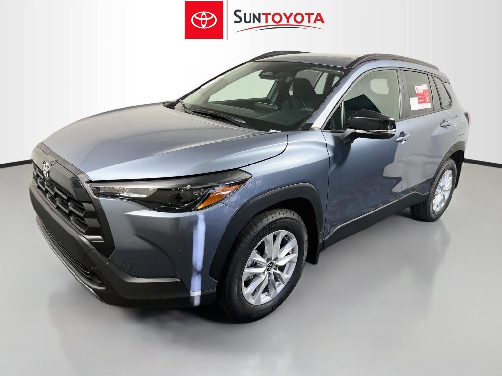 New 2026 Toyota Corolla Cross LE w/ Moonroof Package FWD image 7