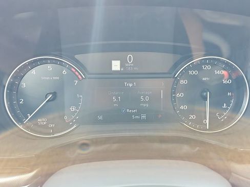 Used 2025 Cadillac XT5 Premium Luxury w/ LPO, Floor Liner Package AWD/4WD image 18