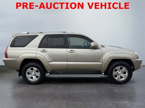 Used 2004 Toyota 4Runner Limited image 2