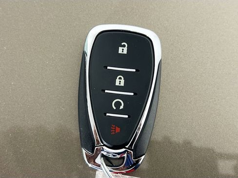 Used 2020 Chevrolet Malibu LT image 36