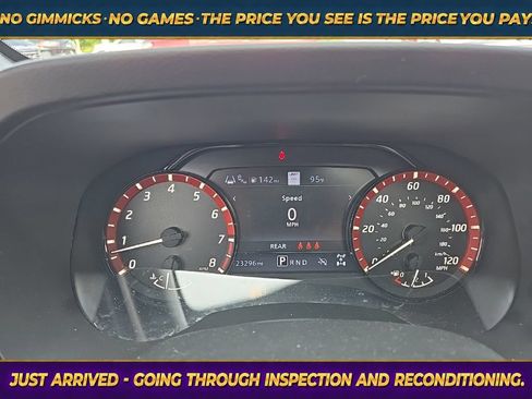 Used 2025 Nissan Frontier PRO-4X w/ Pro Premium Package AWD/4WD image 19