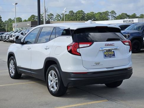 Used 2024 GMC Terrain SLE FWD image 7