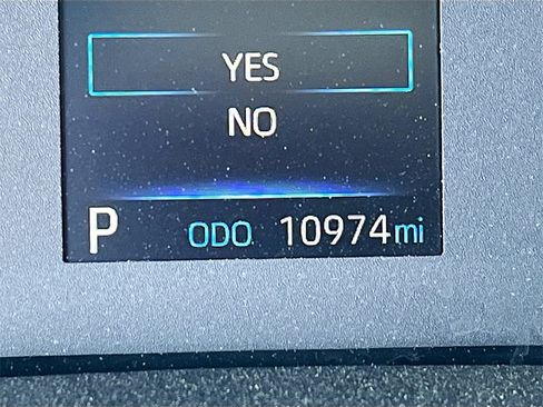 Used 2024 Toyota Corolla SE image 12