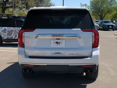 Used 2023 GMC Yukon XL Denali w/ Denali Reserve Package image 4