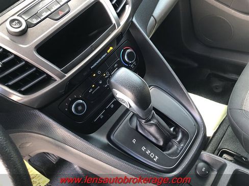 Used 2020 Ford Transit Connect XL FWD image 15