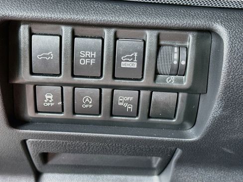 Used 2020 Subaru Forester Limited AWD/4WD image 16