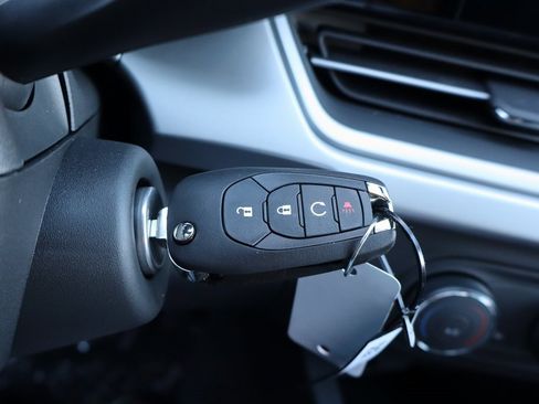 New 2026 Chevrolet Trax RS image 24