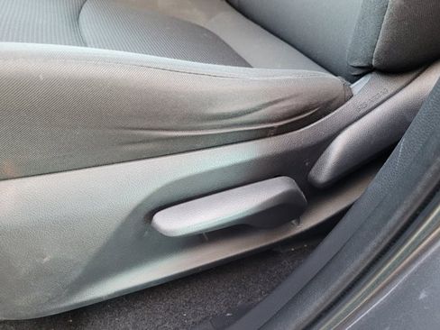Used 2022 Toyota RAV4 LE w/ Carpet Mat Package (TMS) FWD image 13