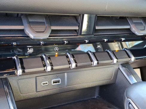 Used 2023 GMC Canyon Elevation w/ Elevation Premium Package image 27