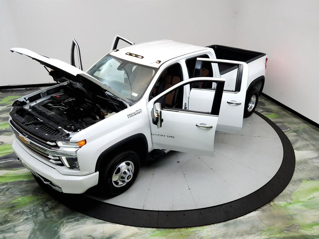 Used 2021 Chevrolet Silverado 3500 High Country AWD/4WD image 37
