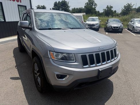 Used 2015 Jeep Grand Cherokee Laredo w/ Quick Order Package 23E AWD/4WD image 4
