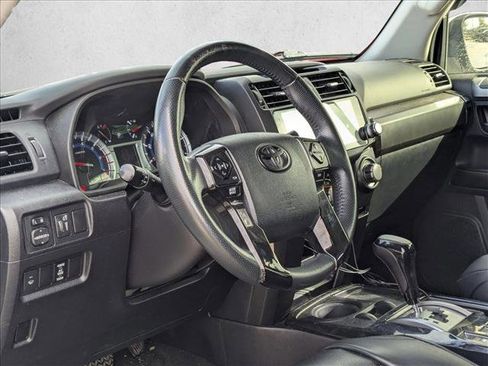 Used 2015 Toyota 4Runner SR5 image 9