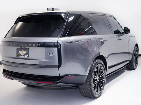 Used 2023 Land Rover Range Rover SE AWD/4WD image 5