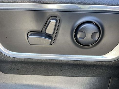 Used 2025 RAM 1500 Laramie w/ Night Edition image 14