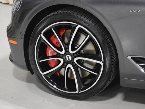 Certified 2022 Bentley Continental GT image 17