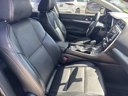 Used 2019 Nissan Maxima 3.5 SL w/ Floor Mat Group image 11