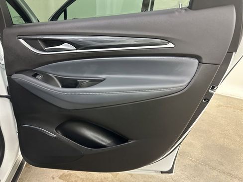 Certified 2024 Buick Enclave Premium image 23