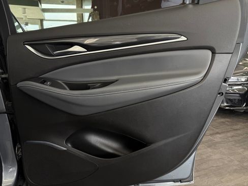 Used 2021 Buick Enclave Essence w/ LPO, Touring Package image 35