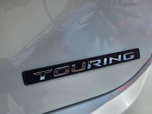 Used 2021 Toyota Avalon Touring w/ Advanced Safety Package FWD image 17