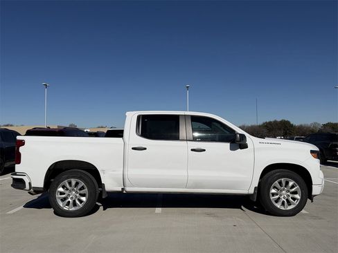 Certified 2024 Chevrolet Silverado 1500 Custom image 3
