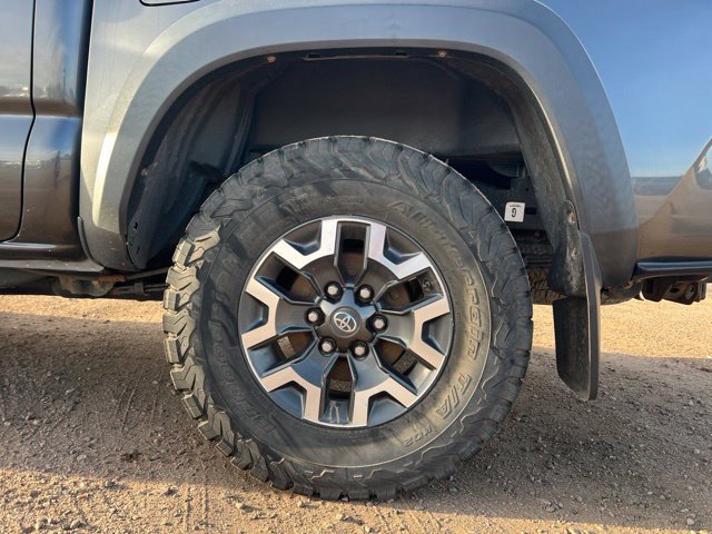 Used 2017 Toyota Tacoma TRD Pro AWD/4WD image 13
